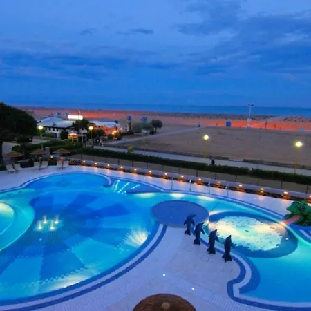 Apartment Charming Flat Near The Bibione